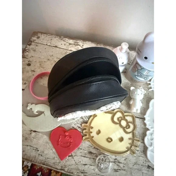 Hello Kitty Sanrio Mixed Bundle 3D Printed Plaques Mini Backpack - Picture 7 of 8